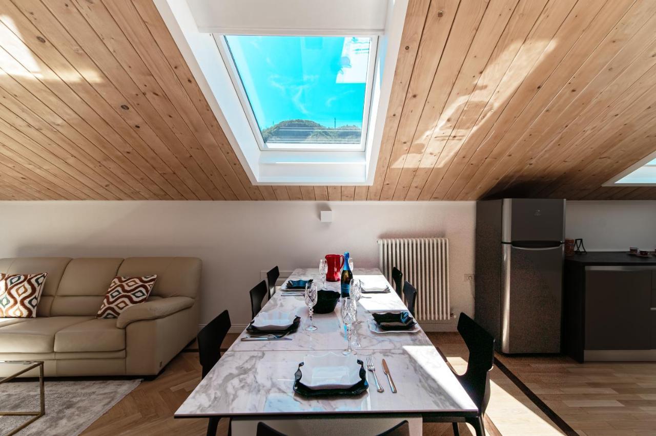 Apartament Attic 64 - The House Of Travelers Como Zewnętrze zdjęcie