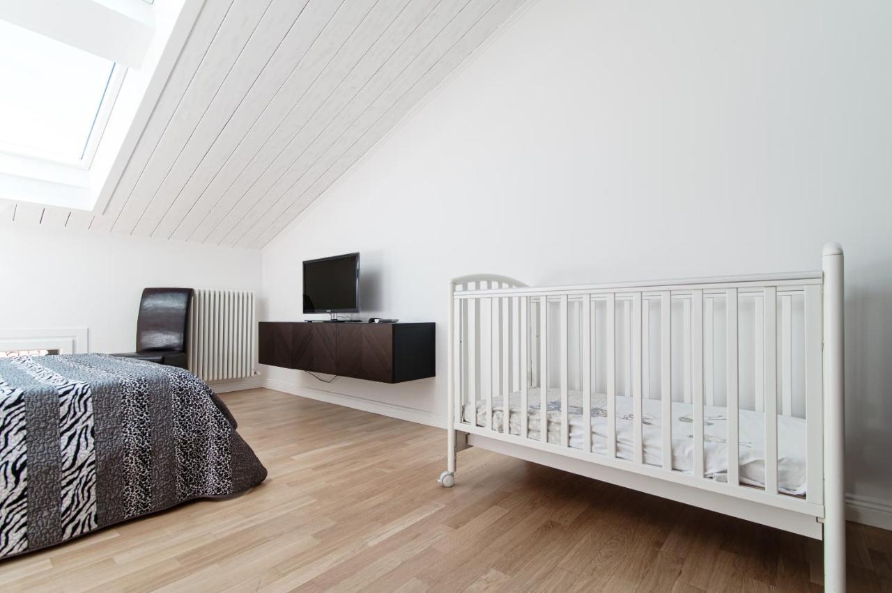 Apartament Attic 64 - The House Of Travelers Como Zewnętrze zdjęcie