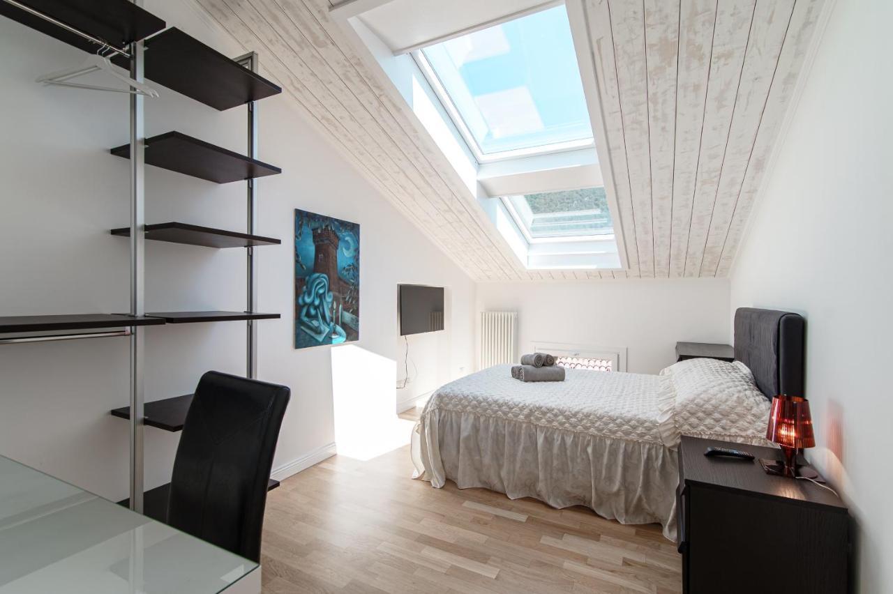 Apartament Attic 64 - The House Of Travelers Como Zewnętrze zdjęcie